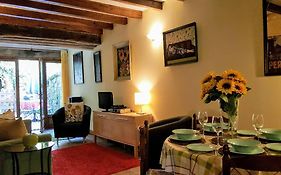 Le Tournesol, Le Banquet Aux Eyzies